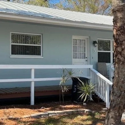 Rent this 2 bed apartment on 373 Lagoon Drive in Ozona, Pinellas County