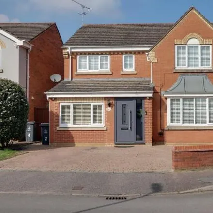 Rent this 5 bed house on Sparrow Drive in Stevenage, SG2 9FD