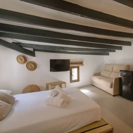 Rent this 1 bed apartment on Carrer de la Vila Joiosa / Calle de Villa Joyosa in 03130 Santa Pola, Spain