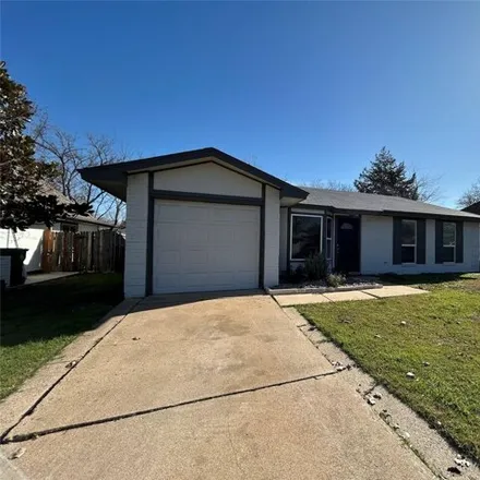 Rent this 3 bed house on 5544 Dunson Dr in Haltom City, Texas