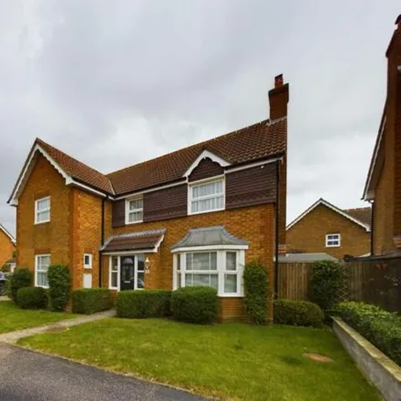 Buy this 4 bed house on Stork Close in Buckinghamshire, HP19 0UA
