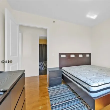 Image 7 - 60-70 Woodhaven Boulevard, New York, NY 11373, USA - Condo for sale