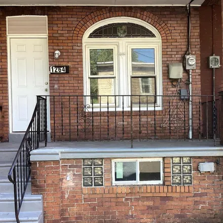 Rent this 3 bed townhouse on 1264 Landsdowne Ave
