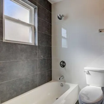 Image 7 - 89-25 127th Street, New York, NY 11418, USA - House for sale