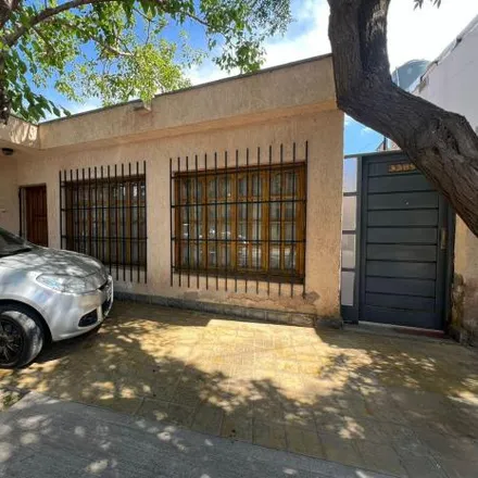 Buy this 5 bed house on Tomás Godoy Cruz 3297 in 5519 Distrito Villa Nueva, Argentina