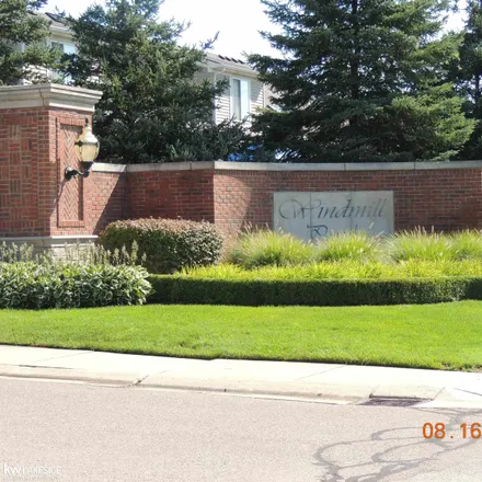 Image 2 - 50720 Corporate Drive, Shelby Charter Township, MI 48315, USA - Condo for sale