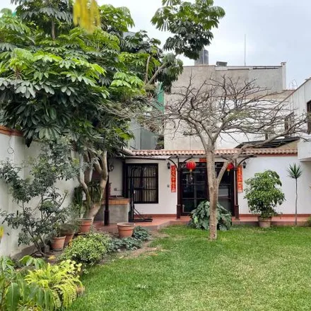 Buy this studio house on 1972 in Calle Juan Alfaro, Miraflores