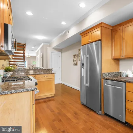 Image 5 - 304 South Collington Avenue, Baltimore, MD 21231, USA - Townhouse for sale