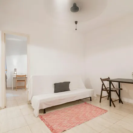 Image 5 - Carrer de la Lluna, 28, 08001 Barcelona, Spain - Room for rent