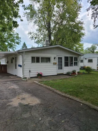 Buy this 3 bed house on 5727 Remington Drive in Fort Wayne, IN 46809
