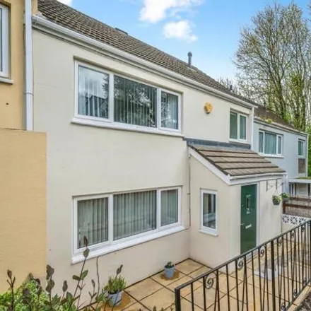 Buy this 3 bed townhouse on Wye Gardens in Plymouth, PL3 6SG