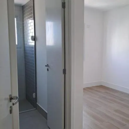 Buy this 2 bed apartment on Avenida Senador Roberto Simonsen in Santo Antônio, São Caetano do Sul - SP