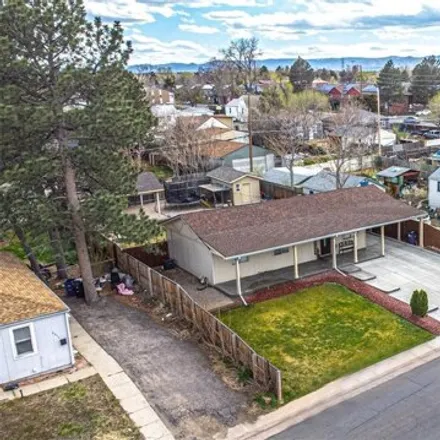 Image 2 - 3250 West Walsh Place, Denver, CO 80219, USA - House for sale