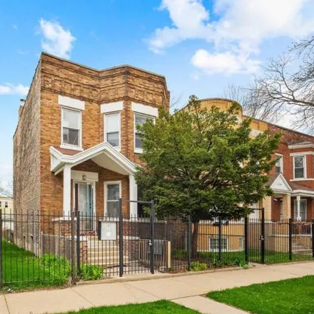 Buy this 5 bed house on 6337 S Saint Lawrence Ave in Chicago, Illinois