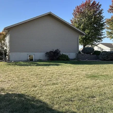 Image 3 - 698 16th Street Southeast, Sioux Center, IA 51250, USA - House for sale