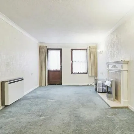 Image 2 - Albion Court, Queen Street, Chelmsford, CM2 0UT, United Kingdom - Apartment for sale