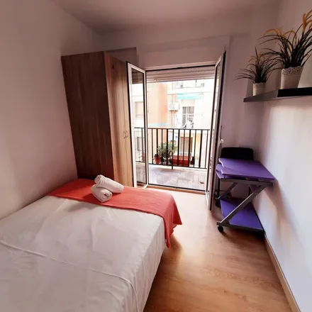 Image 6 - Carrer de Guillem Escrivà, 2, 46011 Valencia, Spain - Apartment for rent