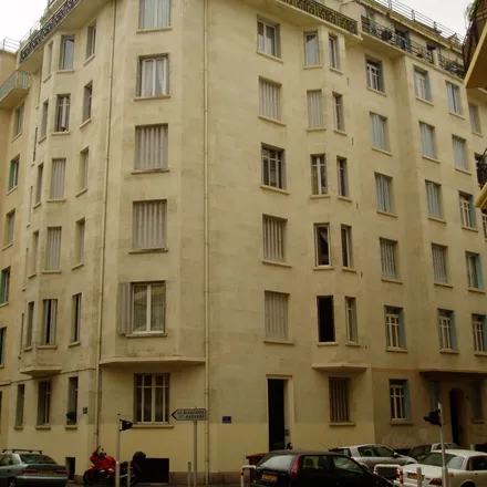 Image 5 - 19 Rue du Docteur Acquaviva, 13004 Marseille, France - Apartment for rent