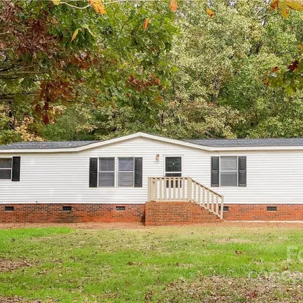 Buy this 3 bed house on 136 Heartwood Lane in Statesville, NC 28625