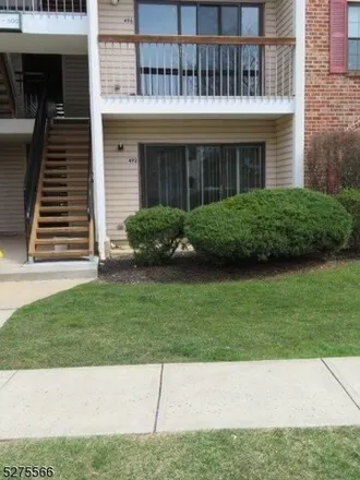 Image 2 - 389-400 Danbury Lane, East Brunswick Township, NJ 08816, USA - Condo for rent