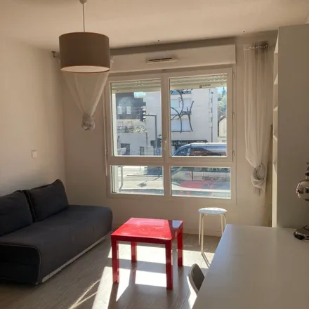 Rent this 1 bed apartment on 12 Avenue Jean Jaurès in 33150 Cenon, France