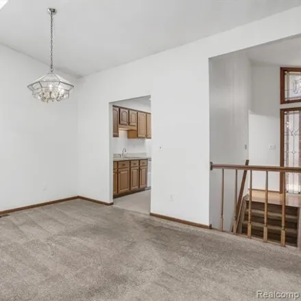 Image 6 - 49261 Bramley Drive, Shelby Charter Township, MI 48315, USA - Condo for sale