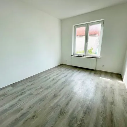 Rent this 3 bed apartment on Rue de Fontaine-L'évêque in 6044 Charleroi, Belgium