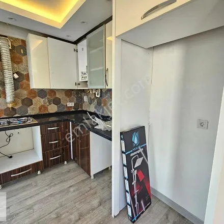 Rent this 2 bed apartment on Cumhuriyet Mahallesi Muhtarlığı in Esatpaşa Caddesi, 34697 Üsküdar