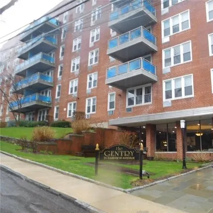 Buy this studio apartment on 21 Fairview Avenue in Village of Tuckahoe, NY 10707