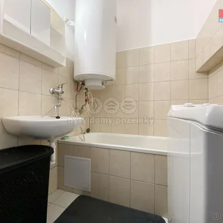 Rent this 2 bed apartment on Sousoší Nejsvětější Trojice in Náměstí Míru, 377 01 Jindřichův Hradec