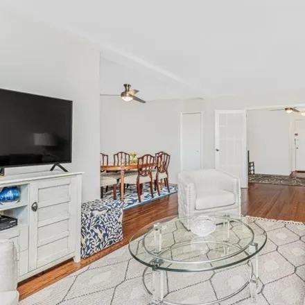 Image 3 - 453 West 263rd Street, New York, NY 10471, USA - Apartment for sale