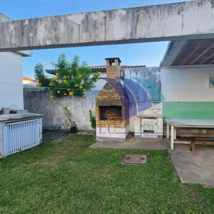 Buy this 6 bed house on Reserva da Lagoa de Araruama in Rua Coronel Ferreira, Gamboa