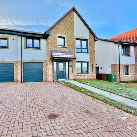 Buy this 5 bed house on unnamed road in Airth, FK2 8FX