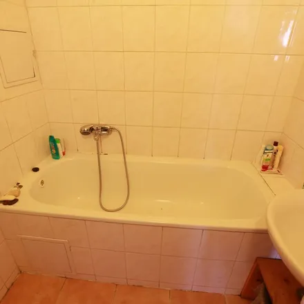 Rent this 1 bed apartment on Dětské oblečení Hračky in Bělohorská 1673/68, 169 00 Prague