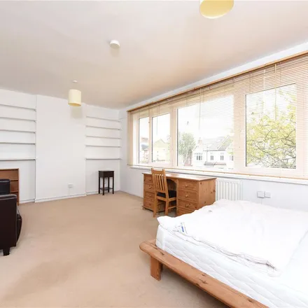 Rent this 1 bed apartment on 14 Wimbledon Park Road in London, SW18 1LU
