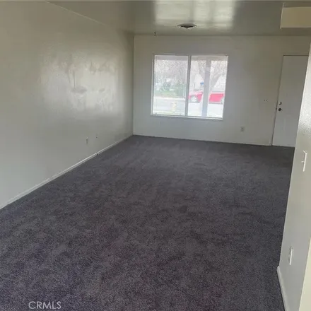 Image 7 - 2904 East Avenue R 7, Palmdale, CA 93550, USA - Apartment for rent