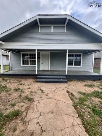 Rent this 3 bed house on 2716 Avenue O in Wichita Falls, TX 76309