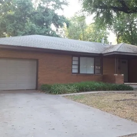 Rent this 3 bed house on 1587 Franklin Drive in Norman, OK 73072