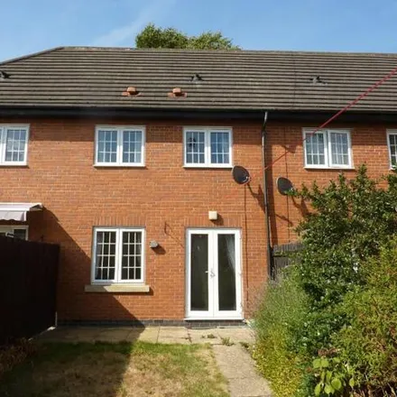 Buy this 3 bed townhouse on Gilpin Close in Austerby, PE10 0DF