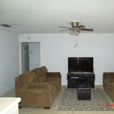 Image 6 - 2717 Iris Avenue, Rosa Linda Colonia, McAllen, TX 78501, USA - House for sale