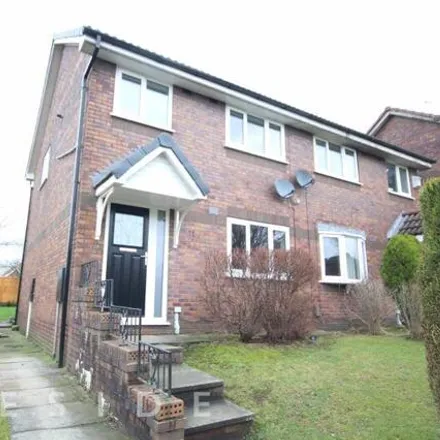 Buy this 3 bed duplex on Bleasdale Street in Royton, OL2 6PZ