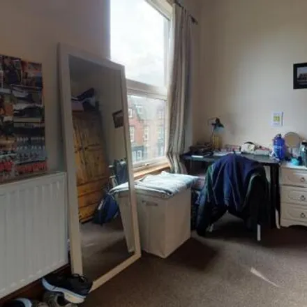 Image 5 - Manor View, Leeds, LS6 1BU, United Kingdom - Townhouse for rent