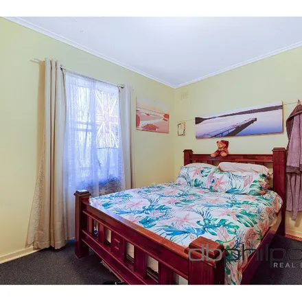 Image 4 - Stakes Crescent, Elizabeth Downs SA 5113, Australia - Apartment for rent