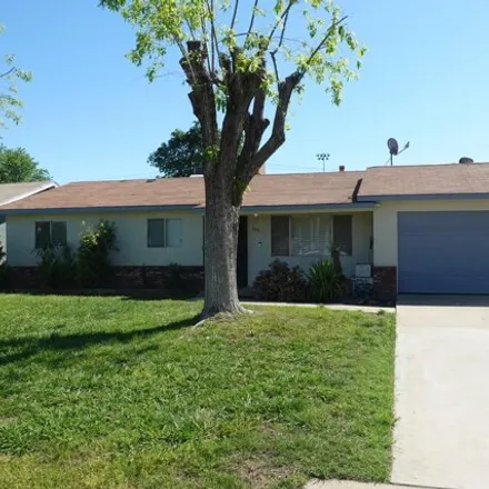 Buy this 3 bed house on 818 Page Avenue in Tulare County, CA 93247