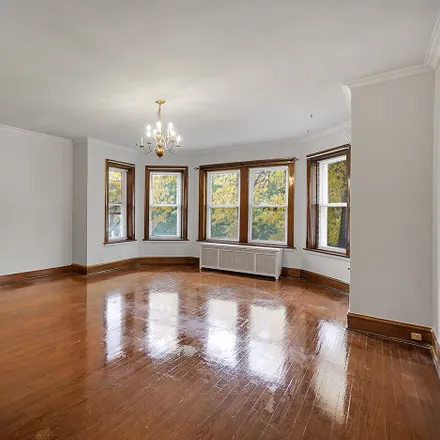 Image 2 - 1540 West Elmdale Avenue, Chicago, IL 60660, USA - House for rent