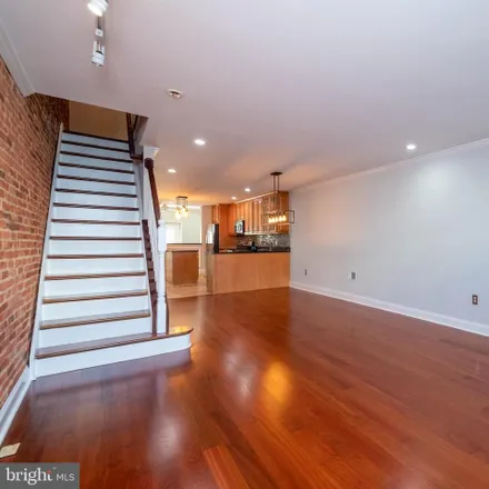 Image 8 - 919 South East Avenue, Baltimore, MD 21224, USA - Townhouse for sale