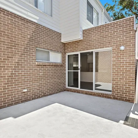 Image 3 - Edmund Rice College, Poulter Street, West Wollongong NSW 2500, Australia - Townhouse for rent