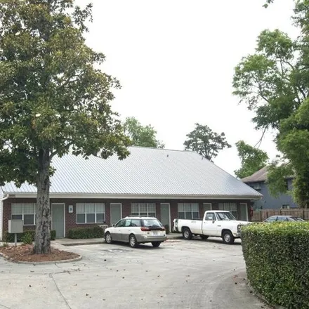 Rent this 1 bed apartment on 4101 Spirea Drive in Winter Park, Wilmington