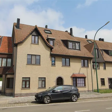 Rent this 2 bed apartment on Riemesteenweg 157;157A-157B in 9940 Evergem, Belgium