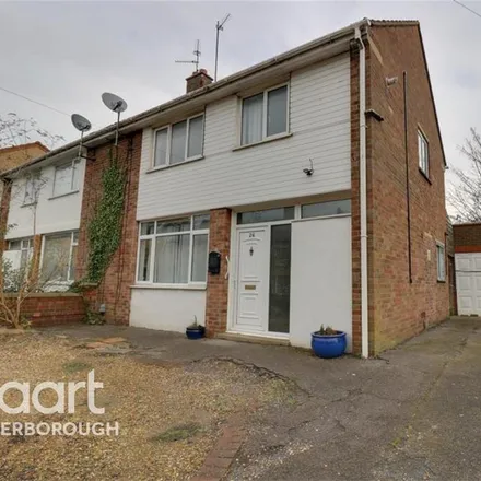 Rent this 3 bed duplex on Church Street in Peterborough, PE2 8HF